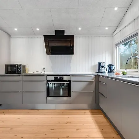 Alika - 300m From The Sea By Interhome Læsø