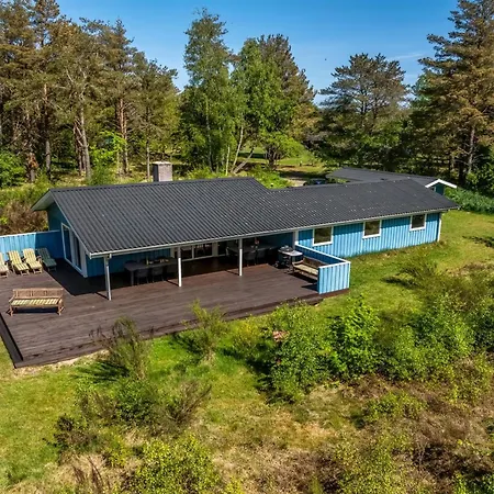 Alika - 300m From The Sea By Interhome Nyaraló